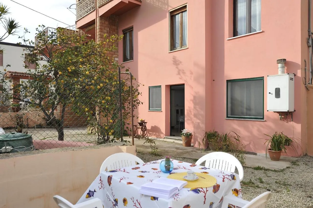 Lotzorai: Casa Vacanze Da Fiorella Apartment Italy