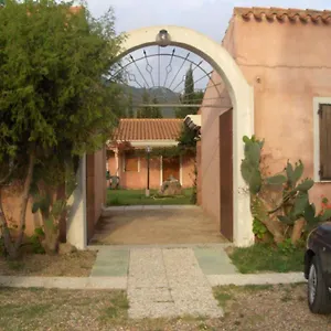 Sant'efisio Hotel